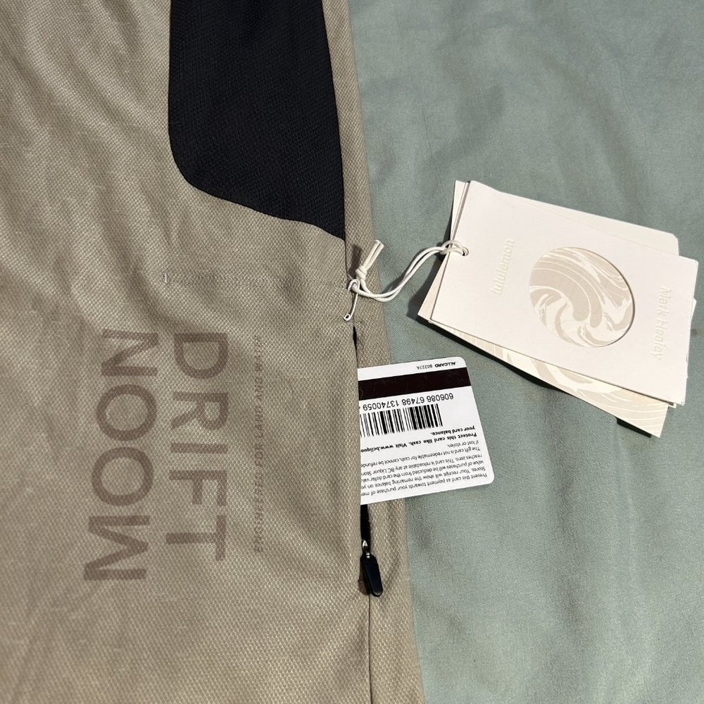 Lululemon Surf Shirt (Mark Healy Collab) | Men's Size M | Tan